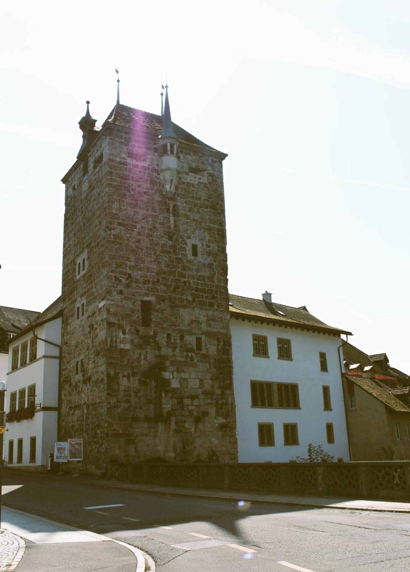Business I Family Apartment I 1-4 Personen - Aare Blick, Nahe Altstadt I Beamer - 99" Leinwand I Terrassen Lounge Und Parkplatz Brugg  Kültér fotó