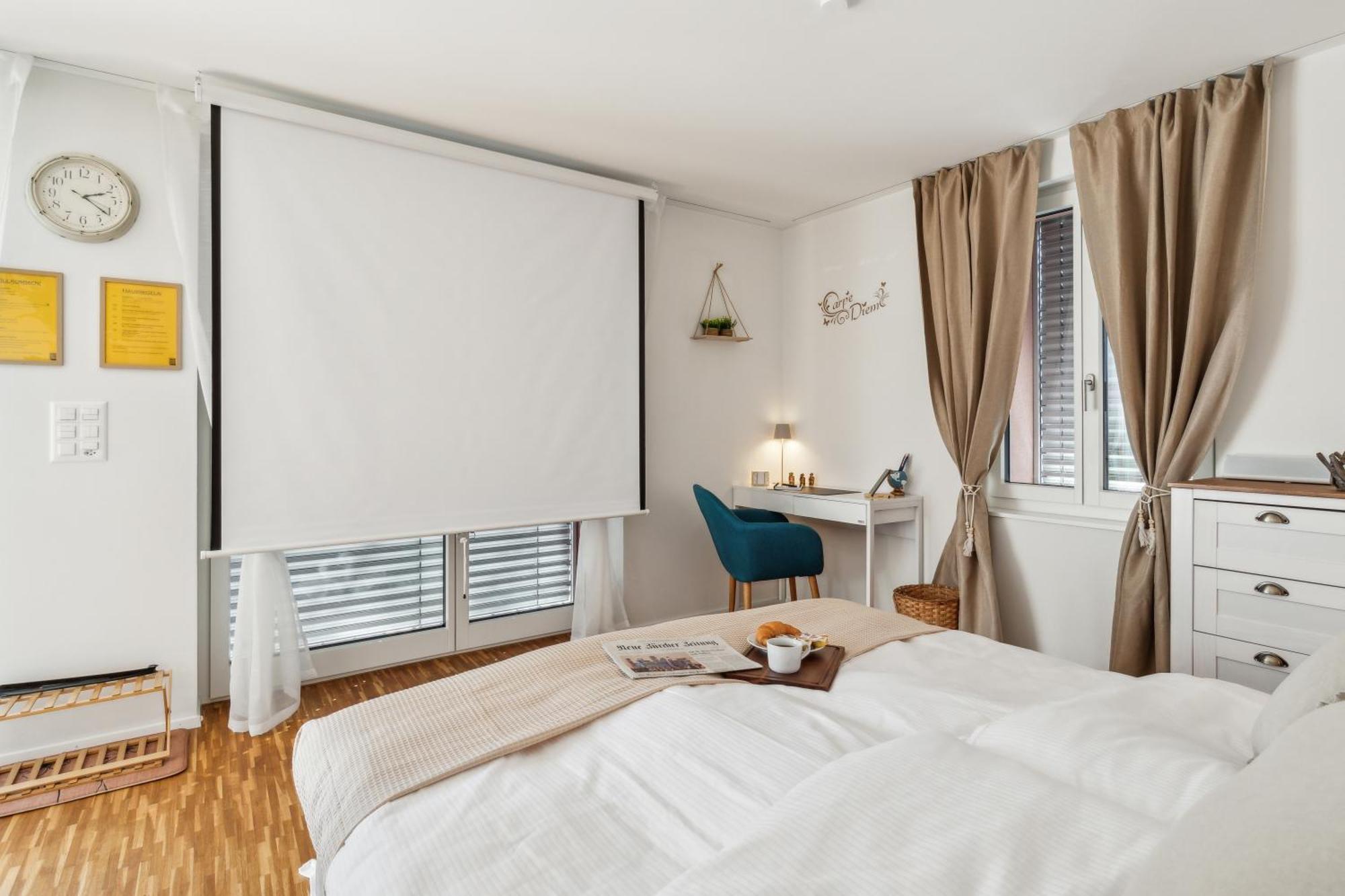 Business I Family Apartment I 1-4 Personen - Aare Blick, Nahe Altstadt I Beamer - 99" Leinwand I Terrassen Lounge Und Parkplatz Brugg  Kültér fotó